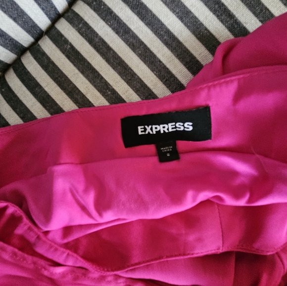 Hi-low skirt Express - Picture 2 of 5